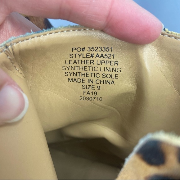 J.Crew Walker Leopard Print Calf Hair Ankle Boots Size 9 - Picture 7 of 9